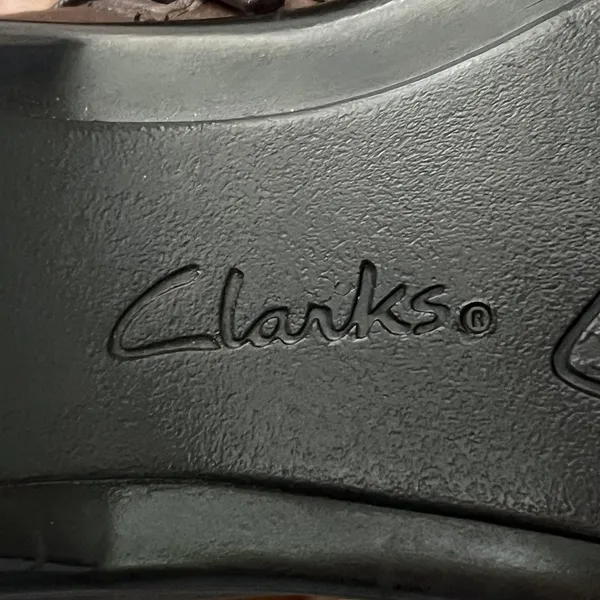 Clarks Boots Womens Size 8.5N Brown Leather Ankle Zip Booties Cap Toe 80834 - Image 8