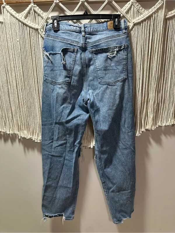 American Eagle Outfitters Light Blue Distressed Boyfriend Jeans - Image 5