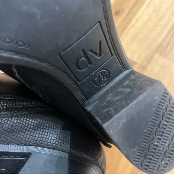 dv by Dolce Vita Black Ankle Booties | Size 7.5 - Image 9