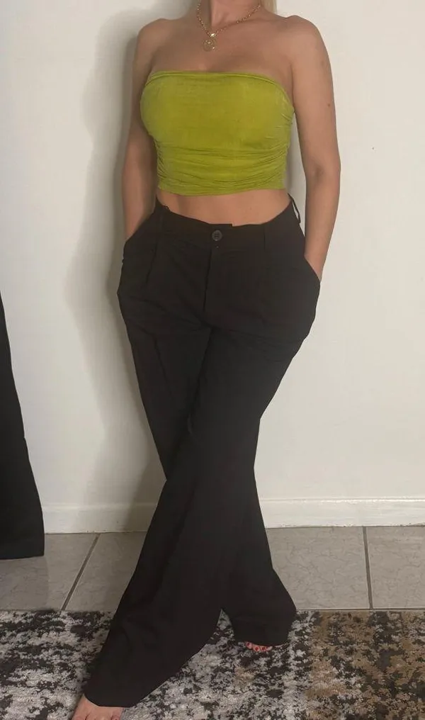 NWOT Zara Green Strapless Top - Image 2