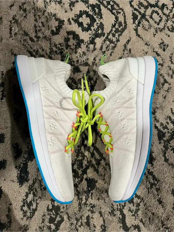Nine West Knit Sneakers Size 6 - Image 2