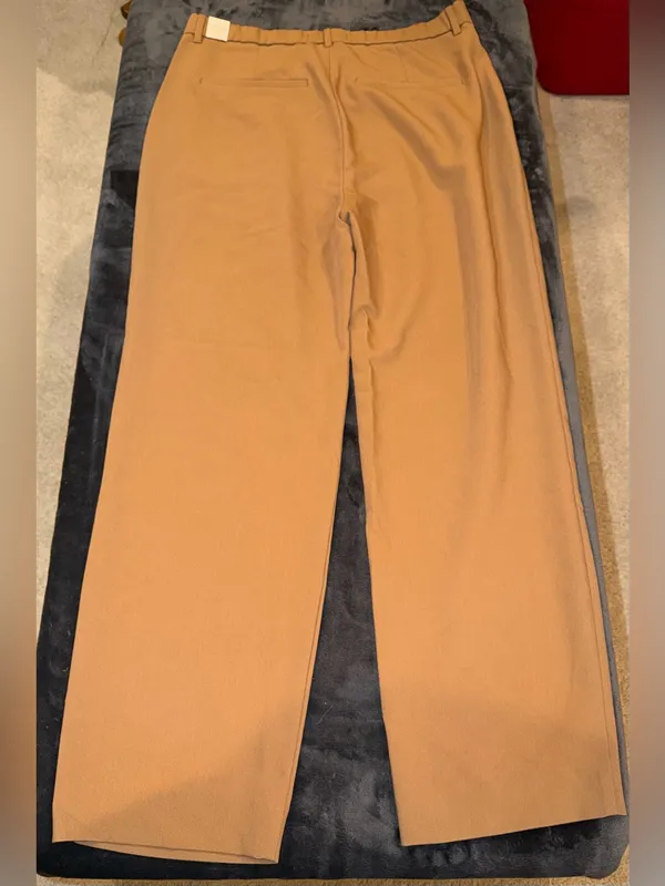 Abercrombie & Fitch Tailored Relaxed Straight Pant Size 32 (14) New with tag - Image 3