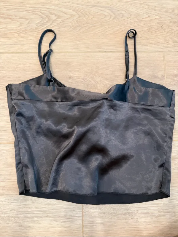 Boohoo Tie Front Top - Image 5