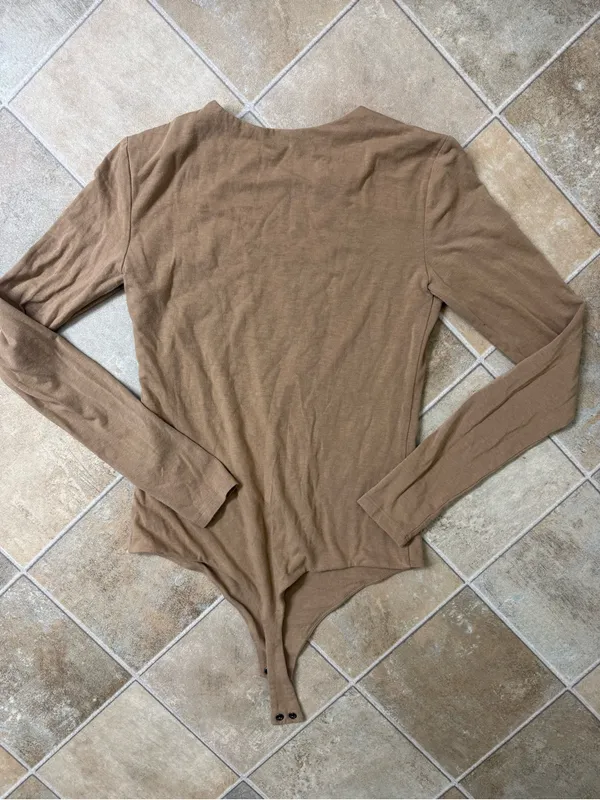 NUUDS Long Sleeve Crewneck Bodysuit Color- Cinnamon Size Small - Image 2