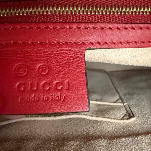 EUC Gucci GG Supreme Monogram Medium Blooms Zip Top Two Way Tote - Image 10