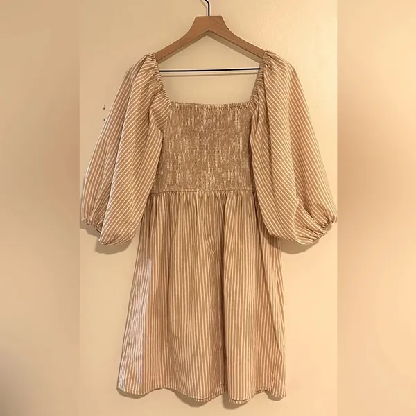 BIBI | Taupe Striped Smocked Puff Sleeve Dress - Image 5