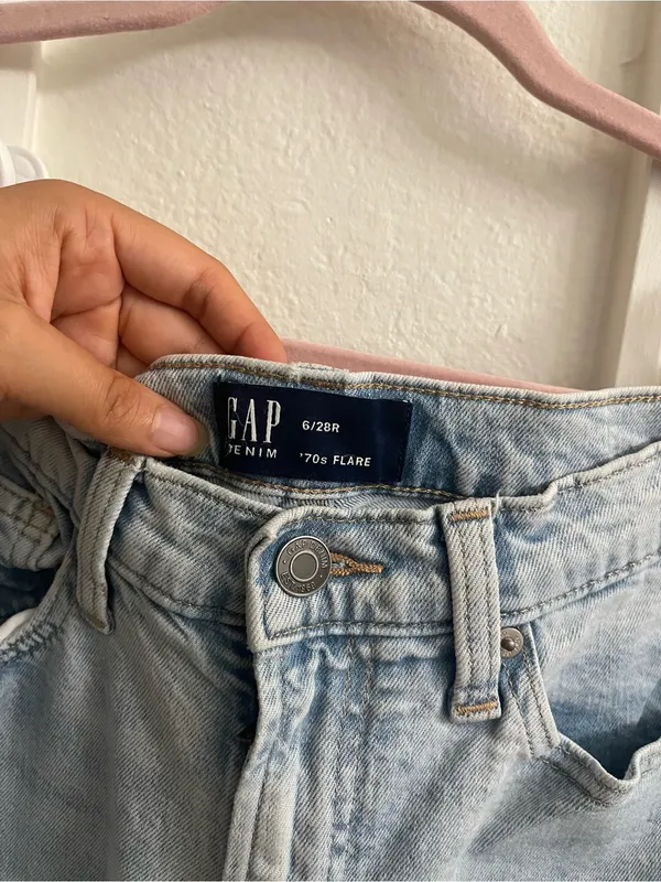 GAP Light Blue Flare Jeans - Distressed Knee Wide Leg - Image 3