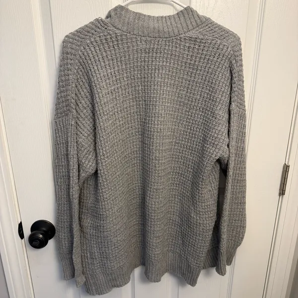 American Eagle Gray Waffle Knit Open Front Cardigan - Image 2