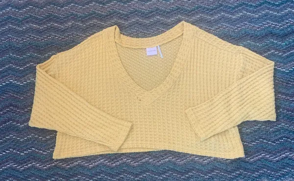 Urban Outfitters Oversized Crop Sweater - Image 3