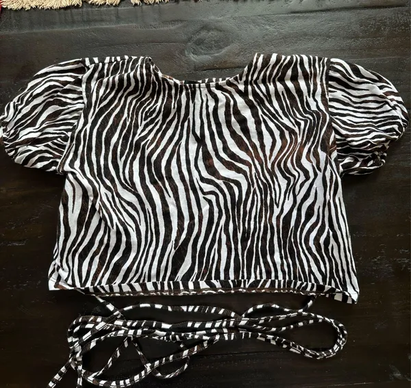 Motel Rocks Zebra crop top - Image 2