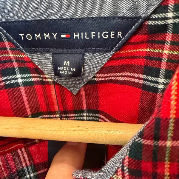 NWT Tommy Hilfiger Red Plaid Button Down Shirt Size M - Image 4