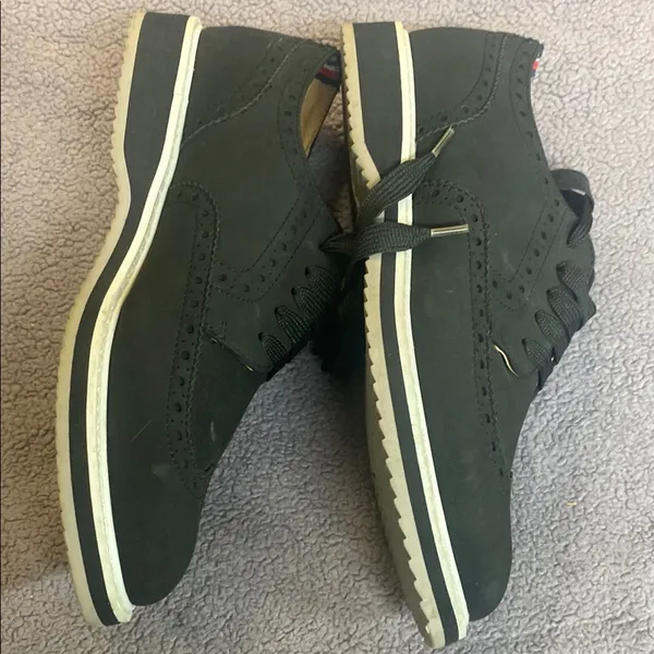 Tommy Hilfiger Black Brogue Sneakers - Image 3
