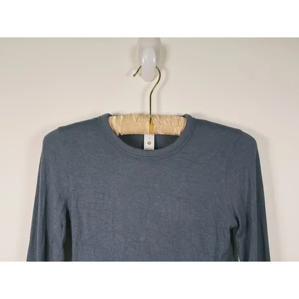 Lululemon Hold Tight Cropped Long Sleeve Shirt Size 6 Blue Ribbed Fitted Casual - Image 5