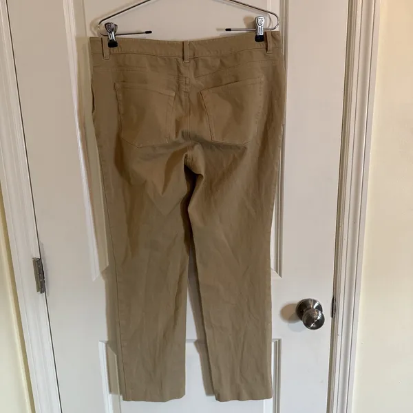 Lauren Ralph Lauren Women's Khaki Stretch Jeans Size 12 - Image 2