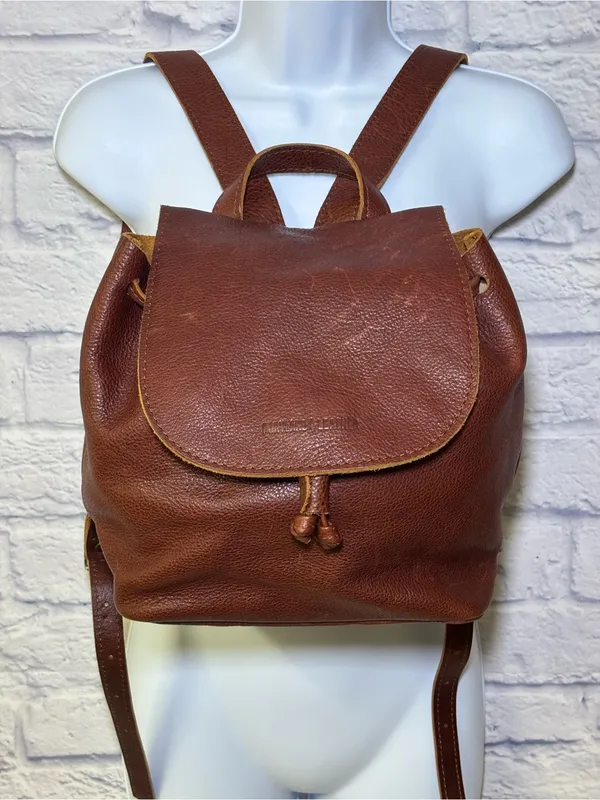 Portland Leather Goods Bucket Backpack Brown Full Grain Leather Drawstring Bag - Image 10