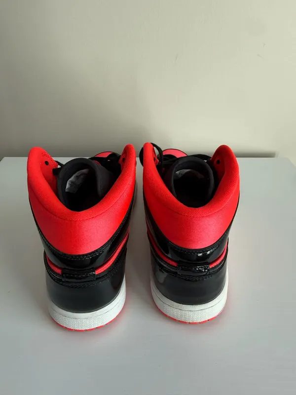 Women’s Air Jordan Nike 1 Mid - Image 5