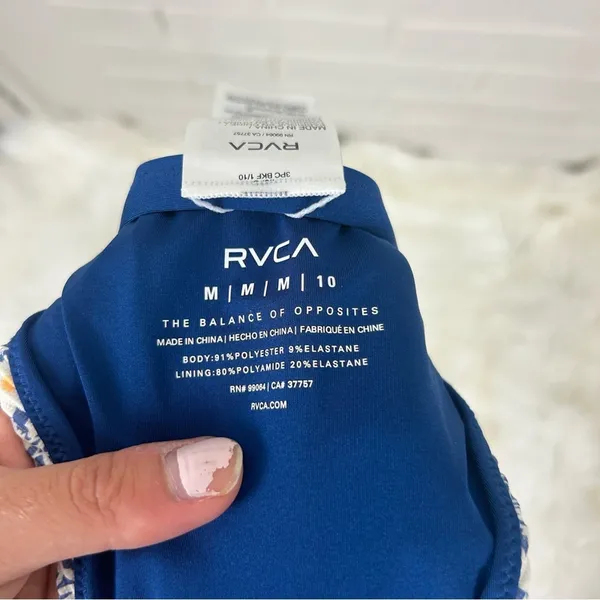 NWT RVCA Blue Daisy Floral Skimpy Coverage High Cut Leg Bikini Bottoms Size M/10 - Image 8