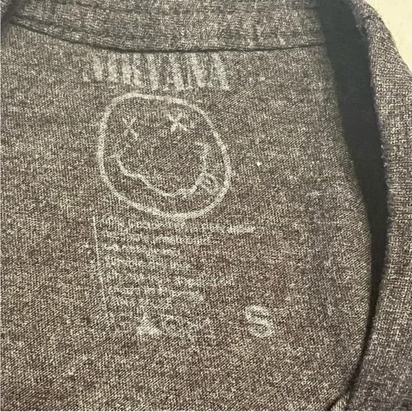 Nirvana Womens Size Small Grey Gray Short Sleeve Shirt Kurt‎ Cobain Grunge 90s - Image 2