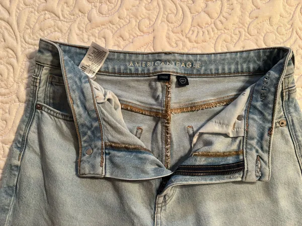 American Eagle Light Blue Mom Jeans - Image 5