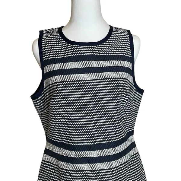 NWOT J Crew Sheath Dress Navy White Stripe Tweed‎ Indigo Size 12 Career Nautical - Image 2