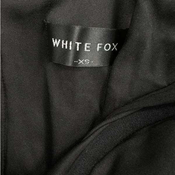 White Fox Boutique - Take Chances Front Eyelet Closure Bustier in Black - Image 2