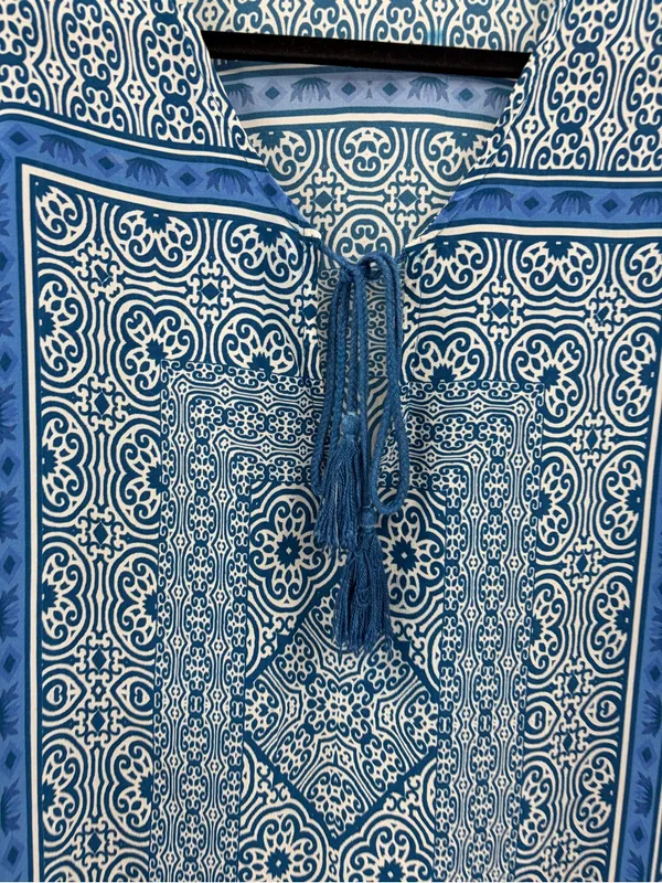Tolani Blue Silk Medallion Print Boho Tassel Tie Blouse boho Top size large - Image 3