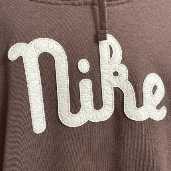 Nike Women's Sportswear Club Fleece Oversized Cropped Hoodie Brown Large - Image 3