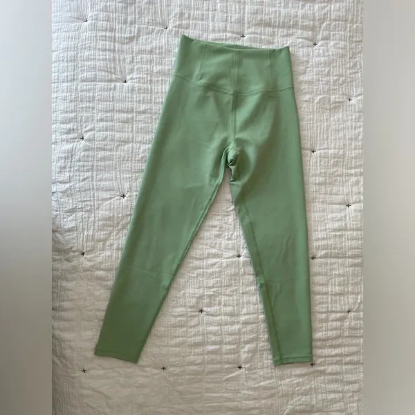 OFFLINE By Aerie Goals 7/8 Length Ribbed Legging in Ticket Green Size M - Image 7