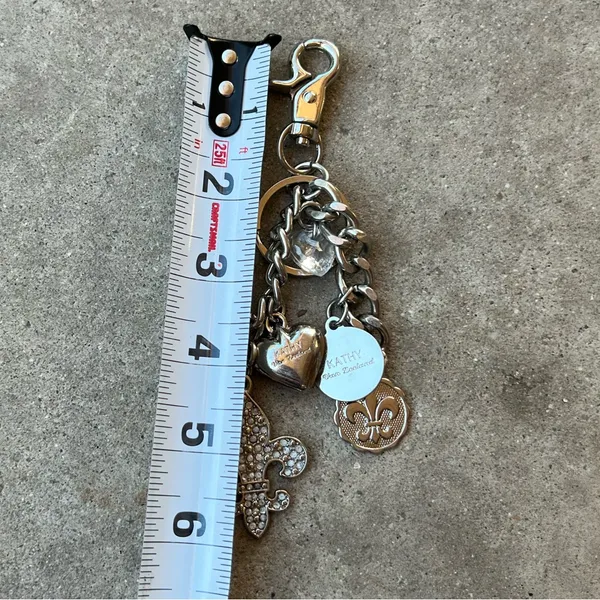 Kathy Van Zeeland Vintage Floating Hearts Keyring/Purse Charm Silver Tone - Image 7