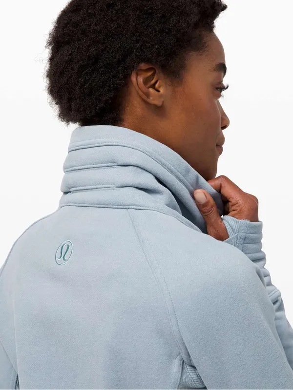 Lululemon Radiant Jacket II in Chambray Sz: 4 - Image 5