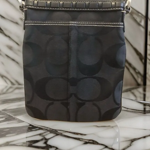 COACH Hampton Swingpack Signature Jacquard Stripe Python Patent Leather - Image 3