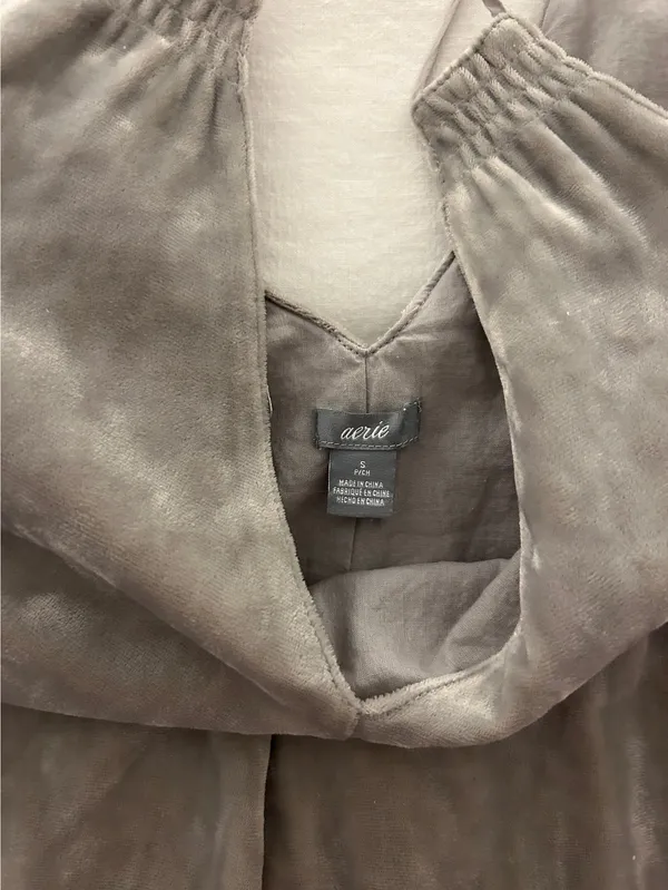Aerie Grey Velvet Top - Image 2