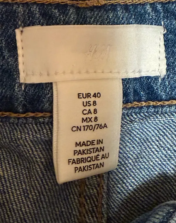 H&M Dad Shorts - Image 2