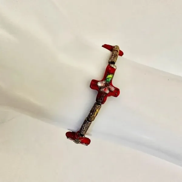 Cloisonné Red Cross bracelet Red - Image 4
