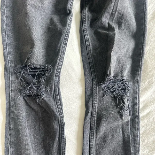 Abercrombie curve love ripped jeans - Image 2