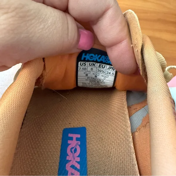 Hoka Women’s Rincon 3 Running Workout Athletic Shoes 7.5B Orange Pink‎ Blue - Image 7