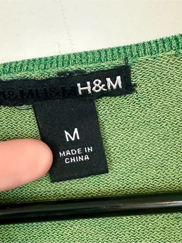 H&M Metallic Green V-Neck Button Cardigan Sweater - Size: Medium - Image 3