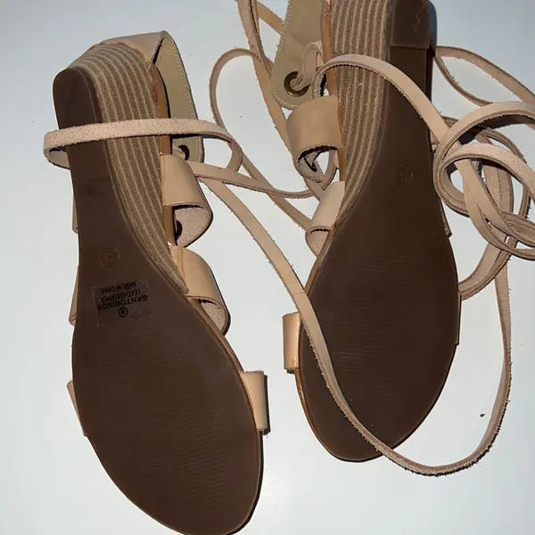 Rebel tan sandals Size 9 - Image 6