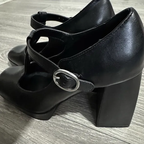 BAMBOO Black Academia‎ Platform Mary Jane Pumps Chucky Heel 9 Faux Leather Y2K - Image 4