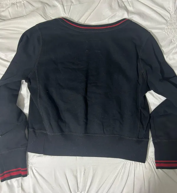Abercrombie Cropped Sweatshirt - Image 2