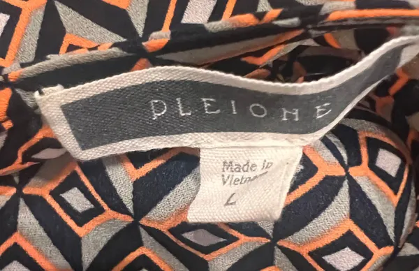 Pleione Geo Abstract Bow Detail Blouse - Image 7