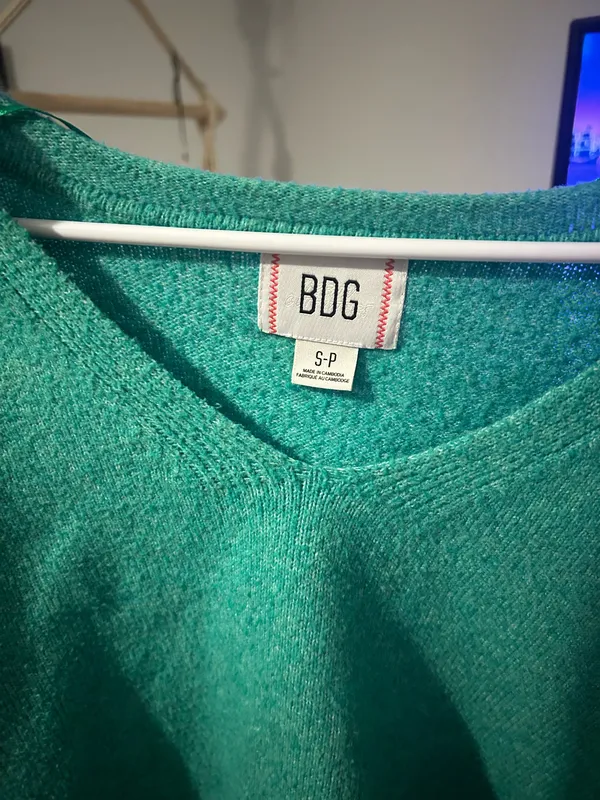 BDG Sweater Urban Outfitters - Image 3