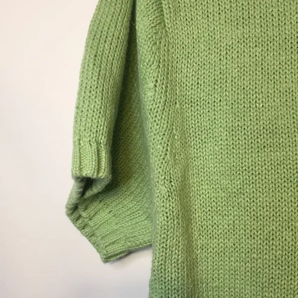 Liz Claiborne • Liz wear Lime Green Cable Short Sleeve Sweater Size Large - Image 4