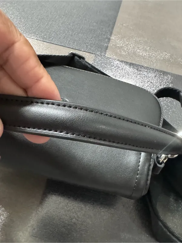 Lululemon Leather Alternative Mini Bag 1.2L with COIN POUCH - Image 13