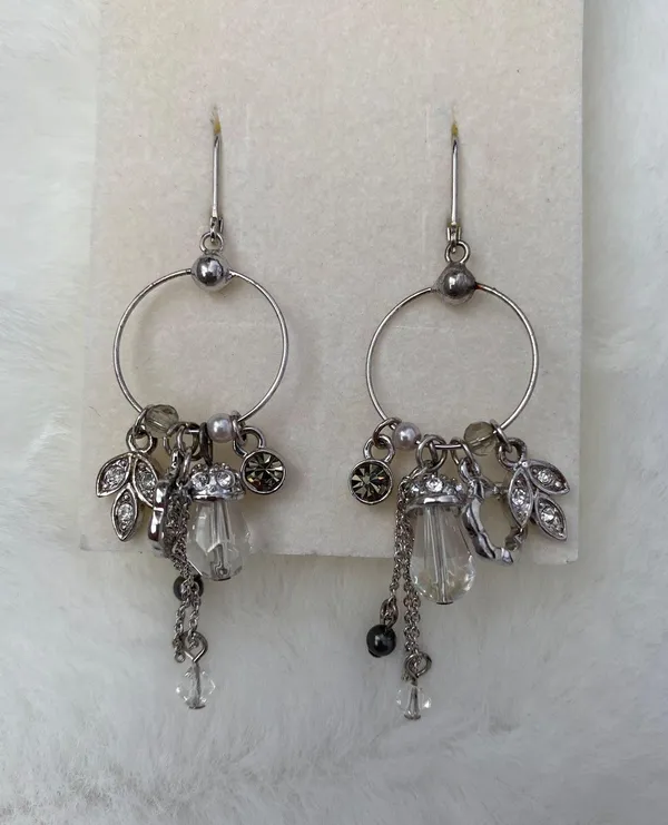 Adrian Buckley NIB England Jewellery Silver Multi-Charm Dangle Earrings - Image 6