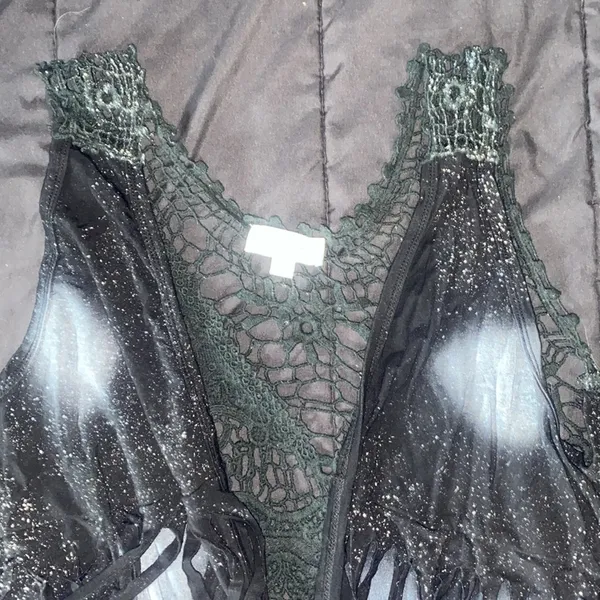 Umgee Black and Blue Fringe Lace Vest - Image 2