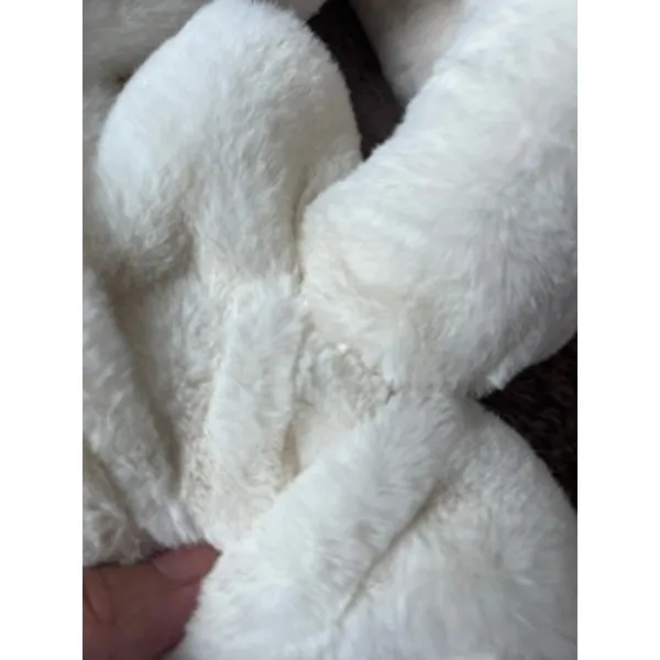 Sprigs Winter White Faux Fur Scarf with secret pocket NWT - Image 2