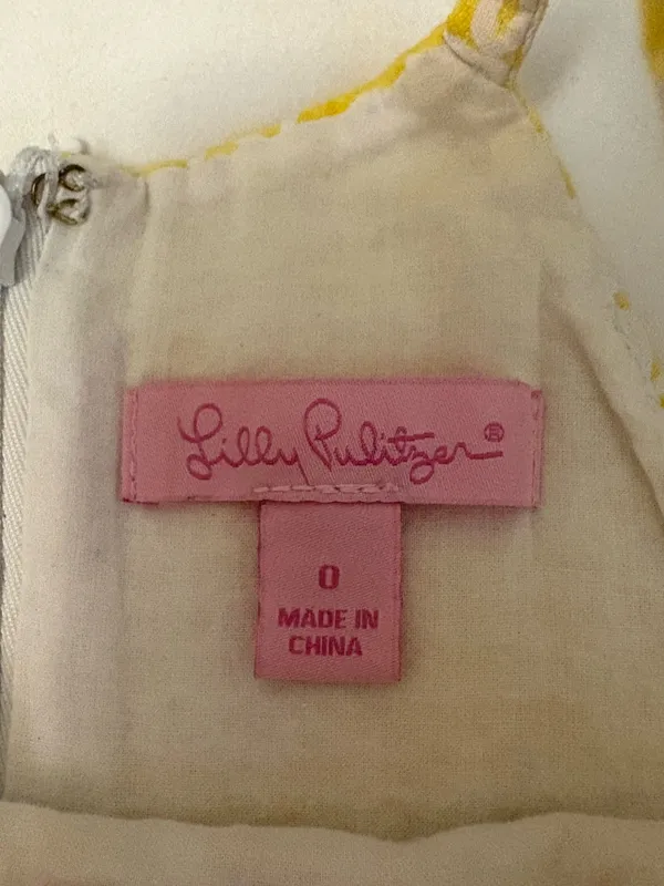 Lilly Pulitzer Yellow and White Top - Image 5