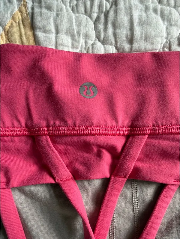 Lululemon Energy Sports Bra 8 - Pink - Image 2