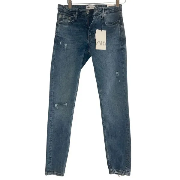 ✨Zara Mid Rise Skinny Ankle Sz 6 Jeans Raw Hem Dark Wash Distressed Destroyed✨ - Image 4